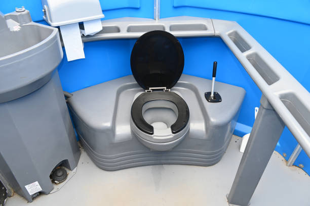 Best Portable restroom trailer rental  in La Puebla, NM
